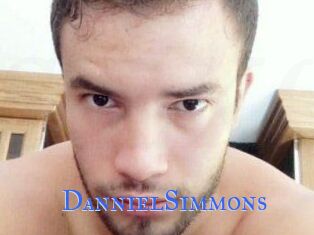 Danniel_Simmons