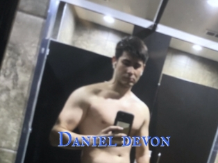 Daniel_devon