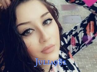 Julia982