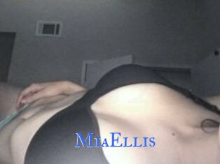 Mia_Ellis