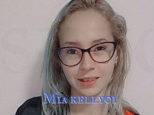 Mia_kelly01