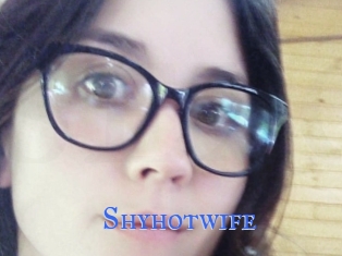 Shyhotwife