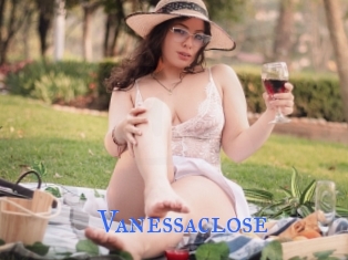 Vanessaclose